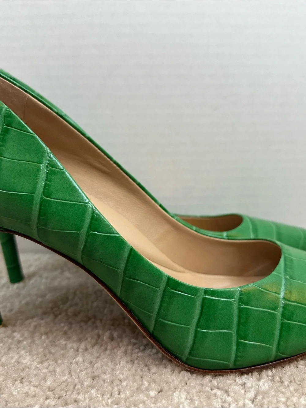pointed toe